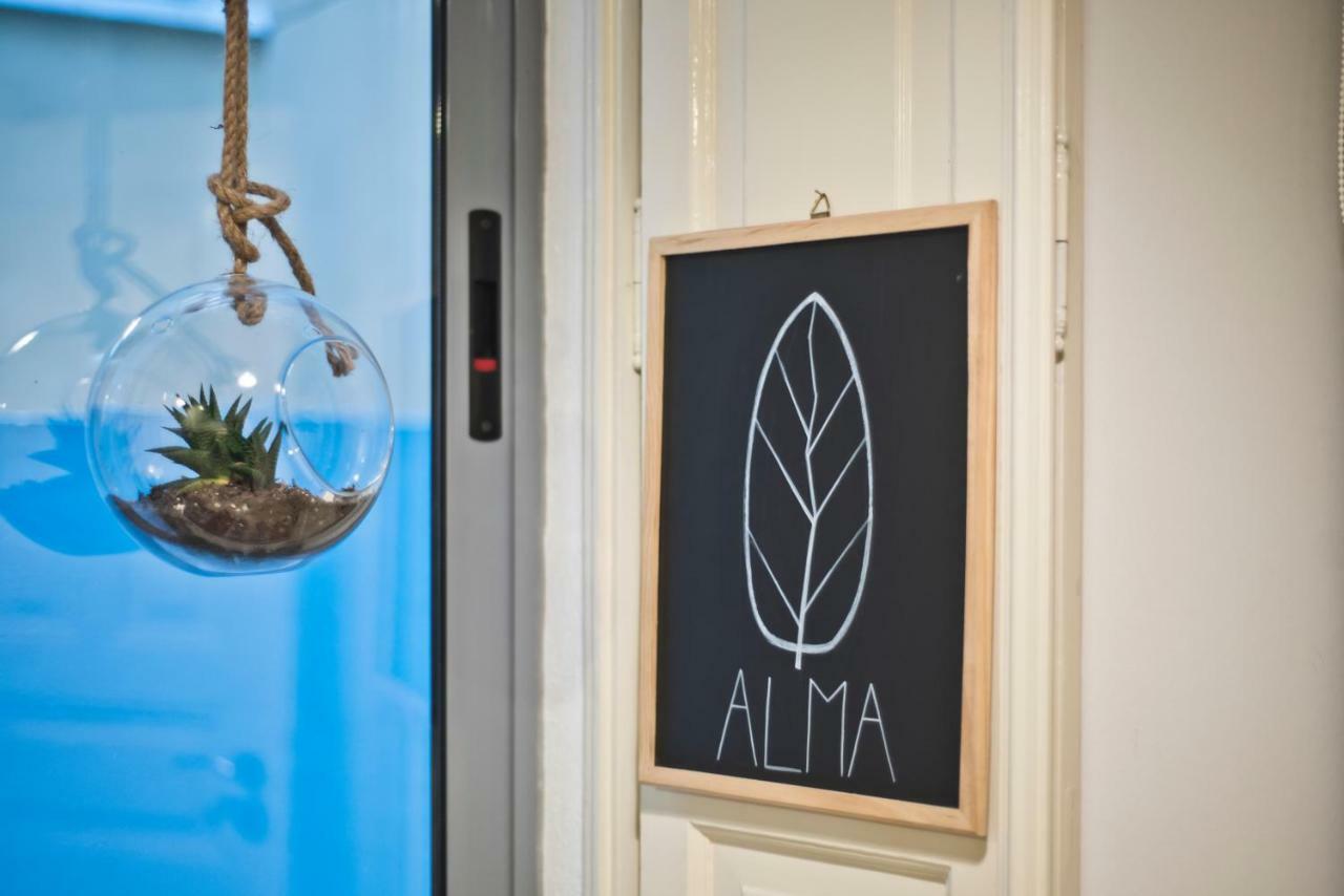 Alma Nossa Guest House リスボン エクステリア 写真